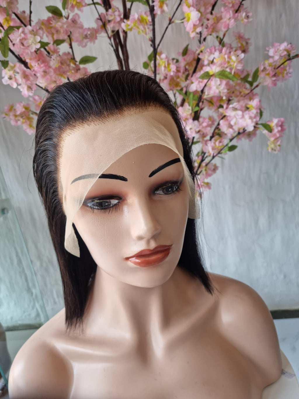 BOB 12" FRONTAL GLUELESS WIG